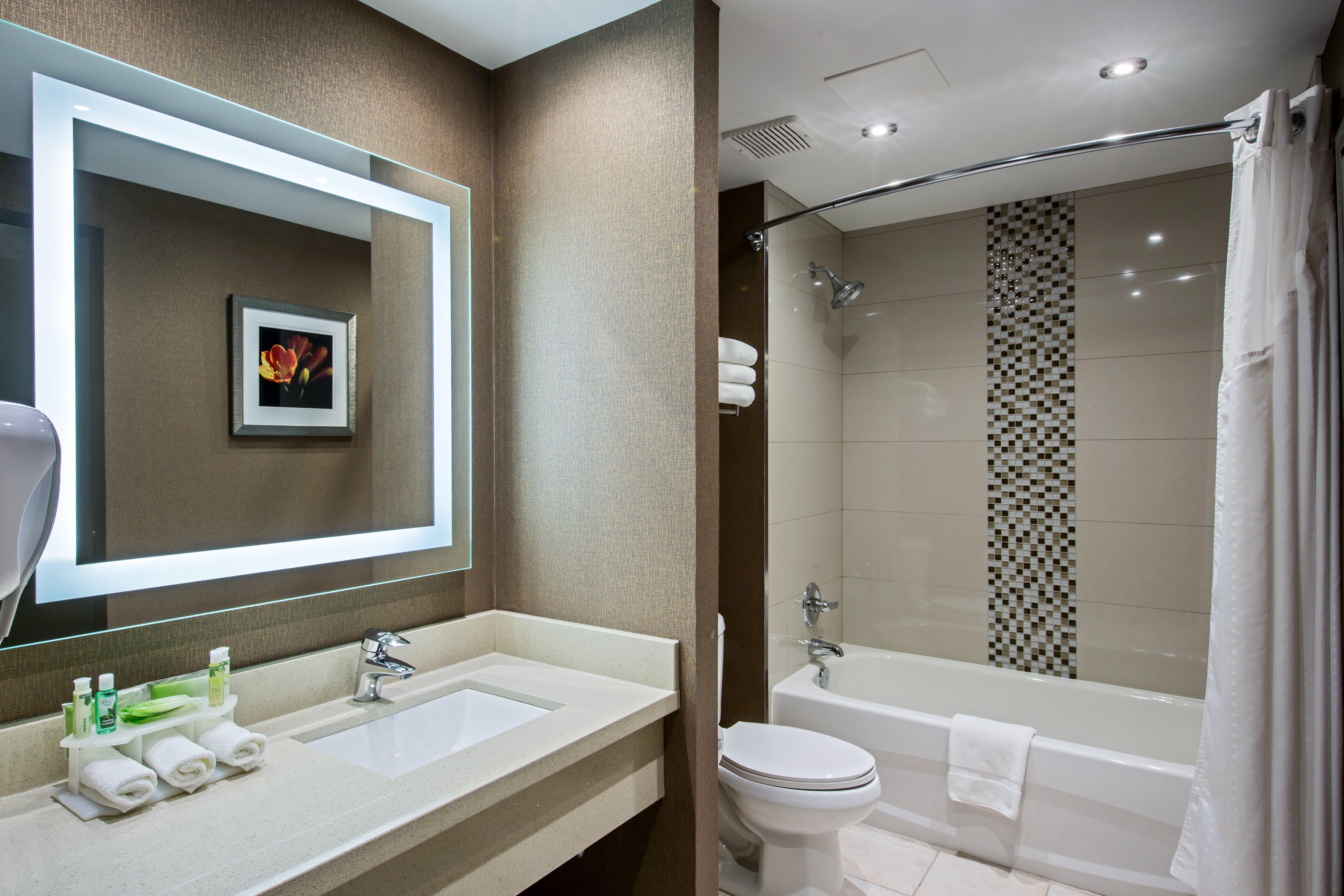 Quality Inn & Suites Regina Downtown Экстерьер фото