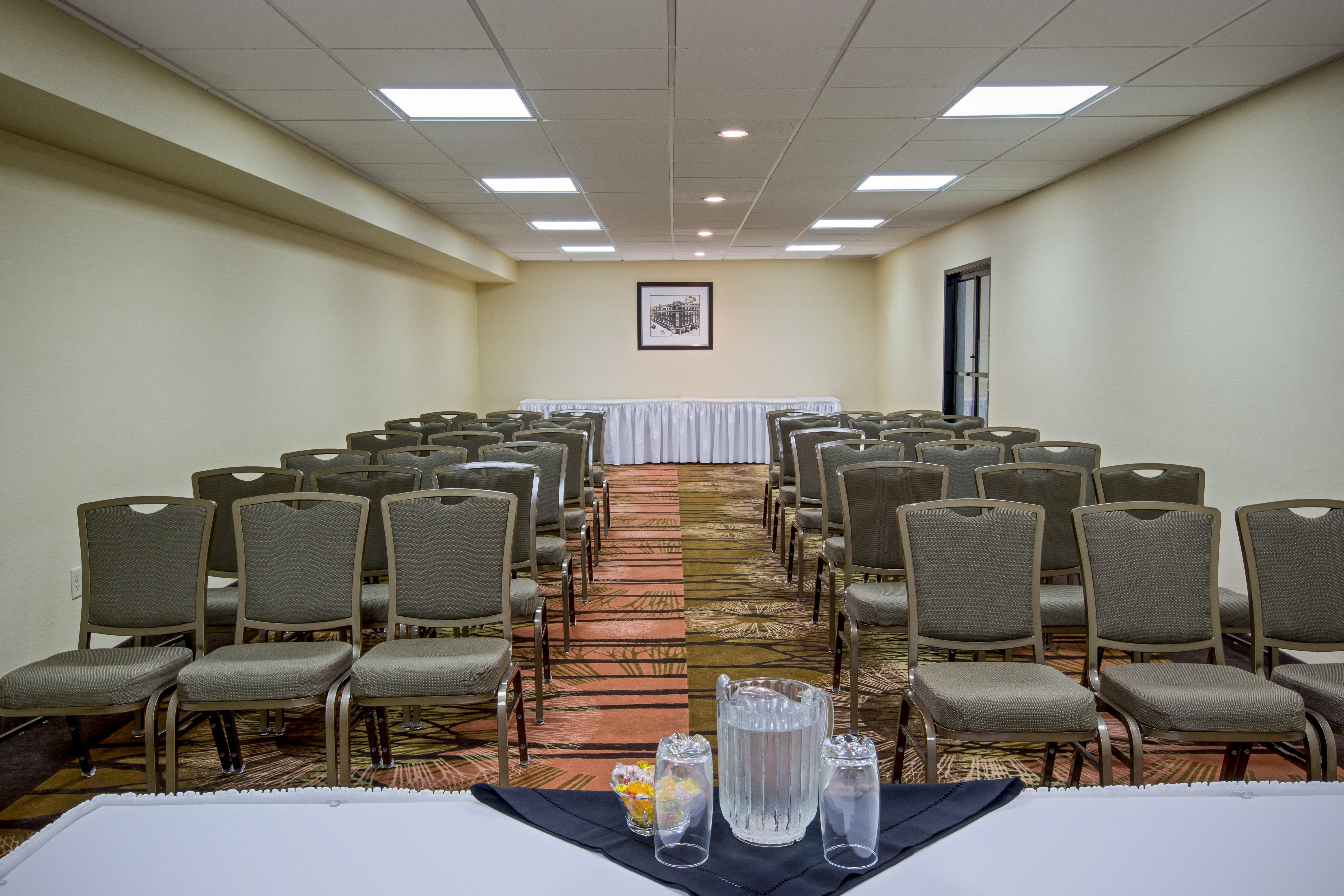 Quality Inn & Suites Regina Downtown Экстерьер фото