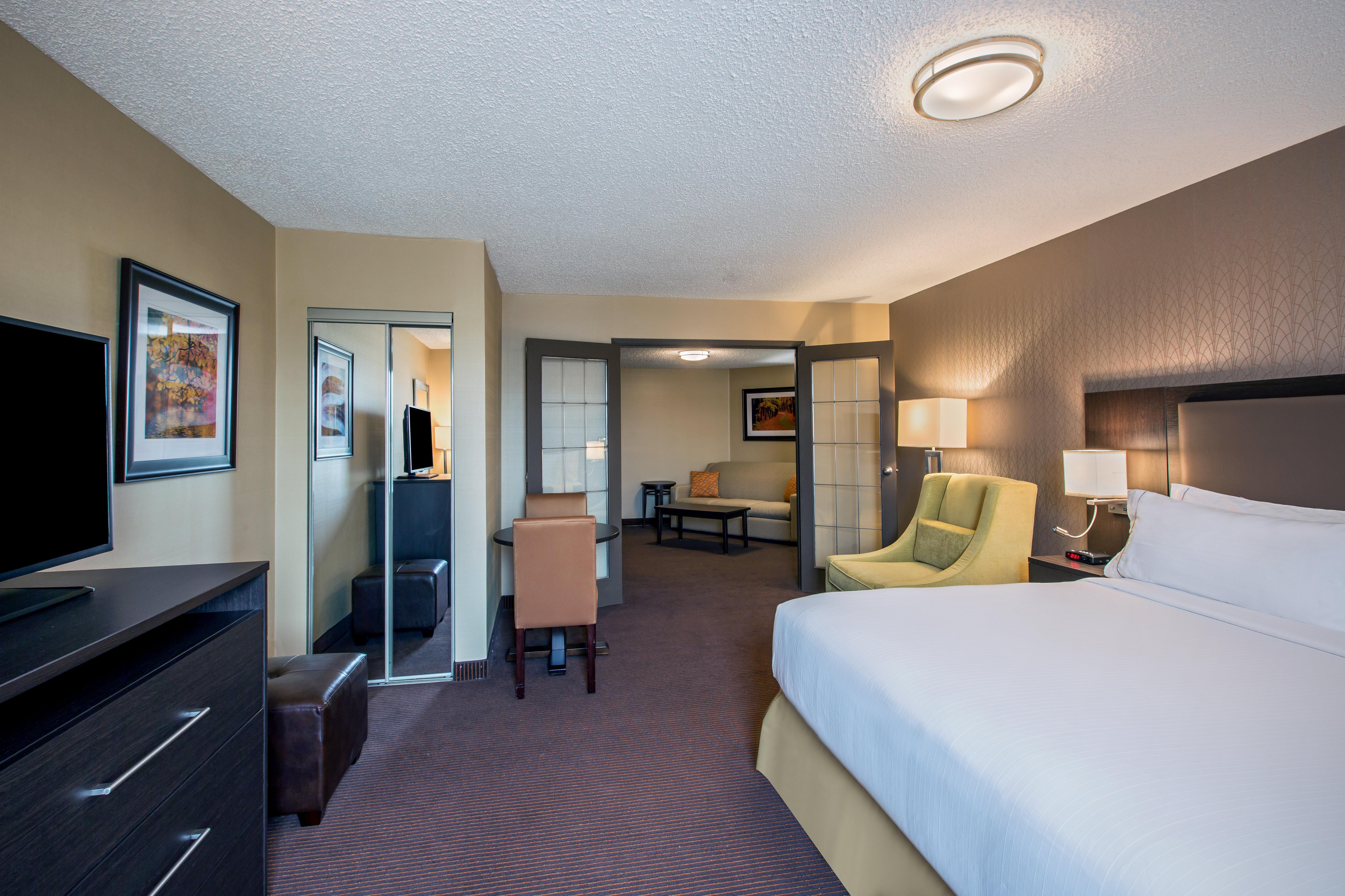 Quality Inn & Suites Regina Downtown Экстерьер фото